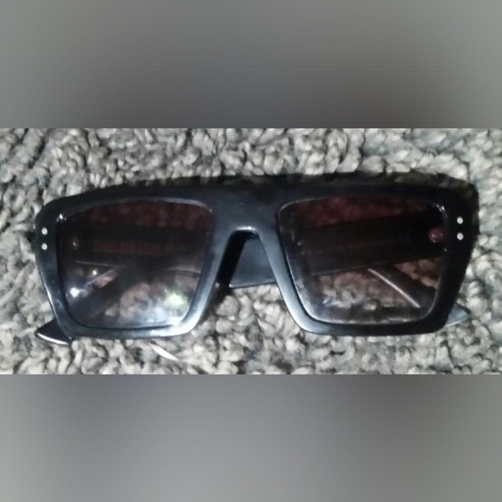 Stylish Black Sunglasses